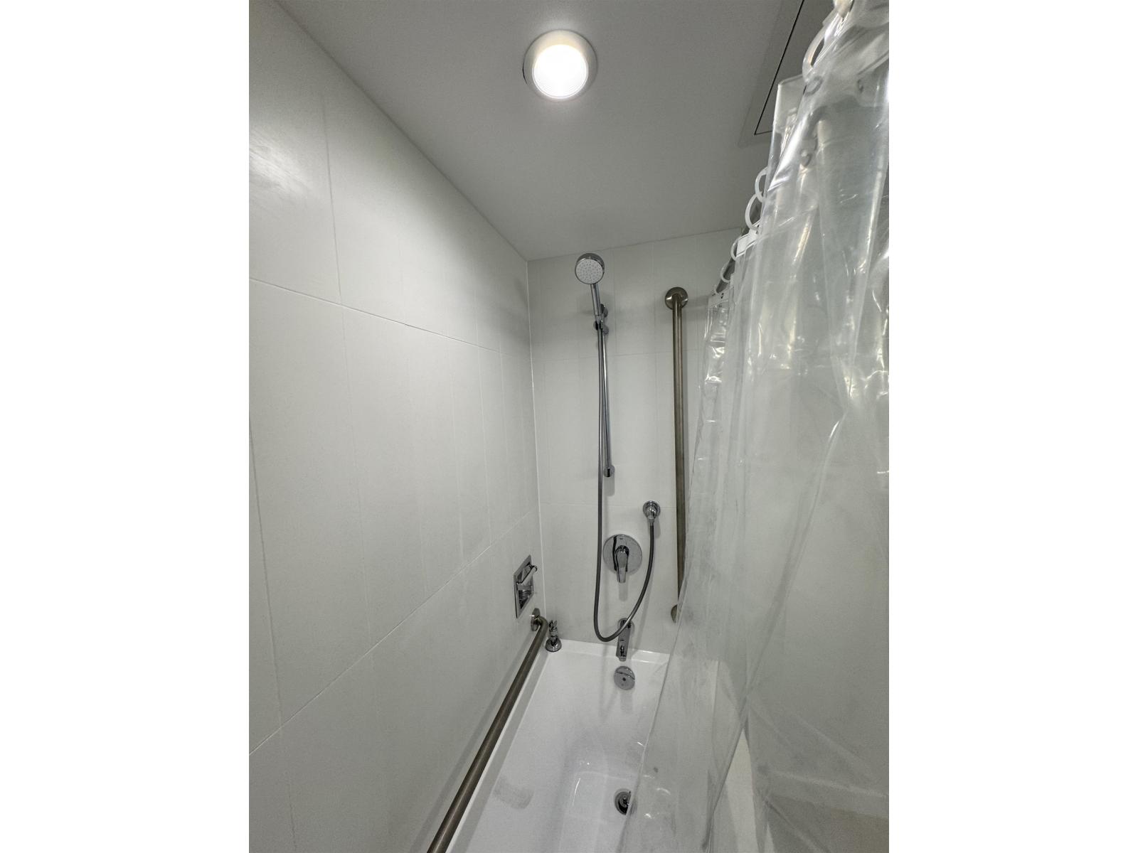 1905 10333 133 Street, Surrey, British Columbia  V3T 0V1 - Photo 8 - R3085928