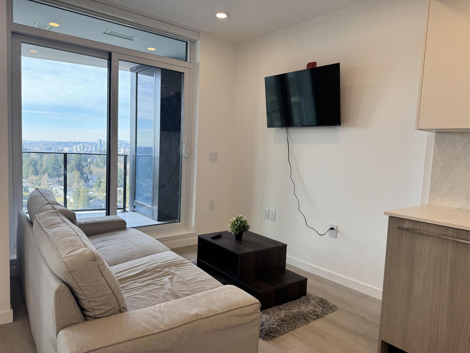 1905 10333 133 Street, Surrey, British Columbia  V3T 0V1 - Photo 2 - R3085928