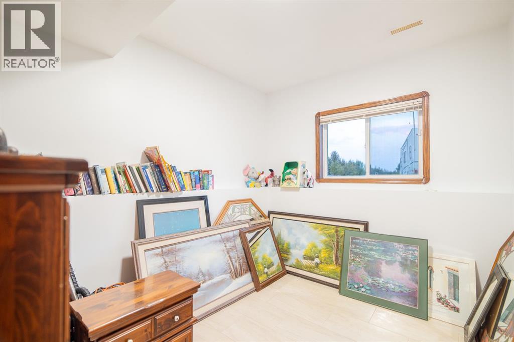 431079 Range Road 254, Rural Ponoka County, Alberta  T4J 1R2 - Photo 33 - A2256865