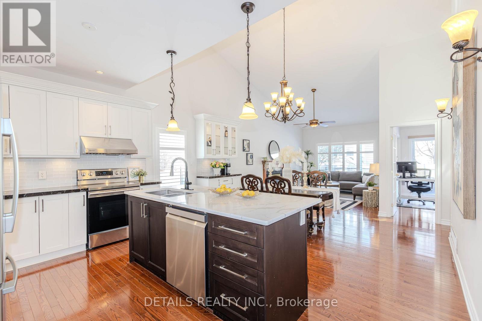 247 Flodden Way, Ottawa, Ontario  K2G 7E1 - Photo 12 - X12764790