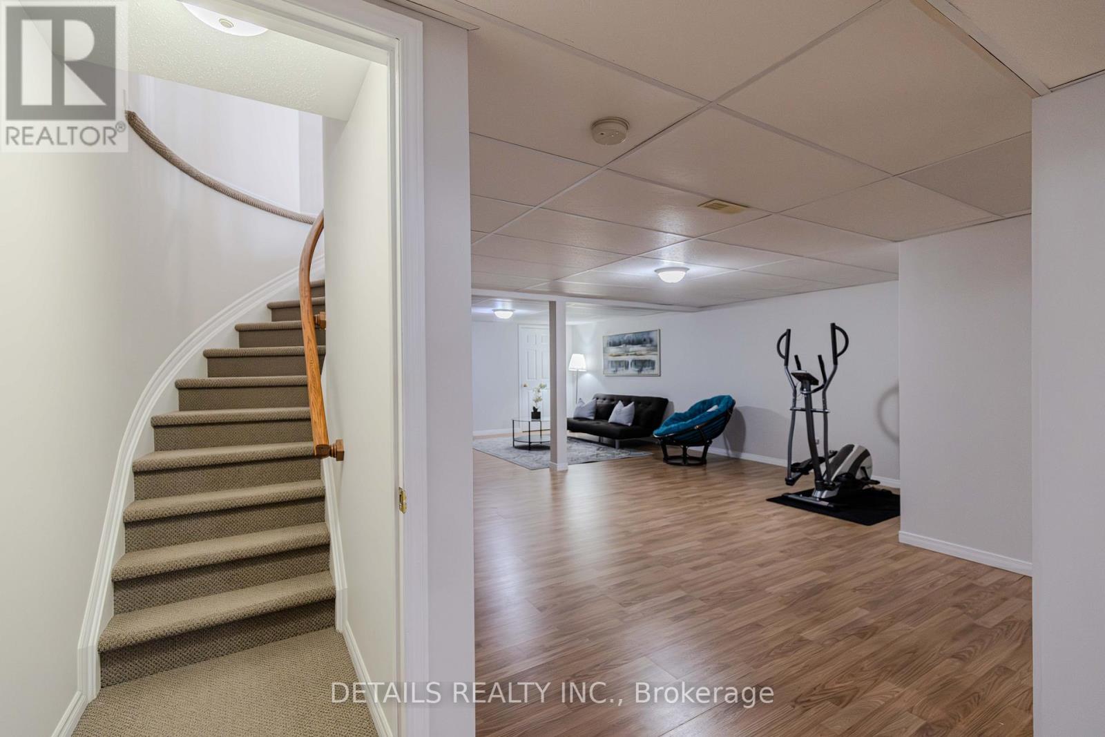 247 Flodden Way, Ottawa, Ontario  K2G 7E1 - Photo 36 - X12764790