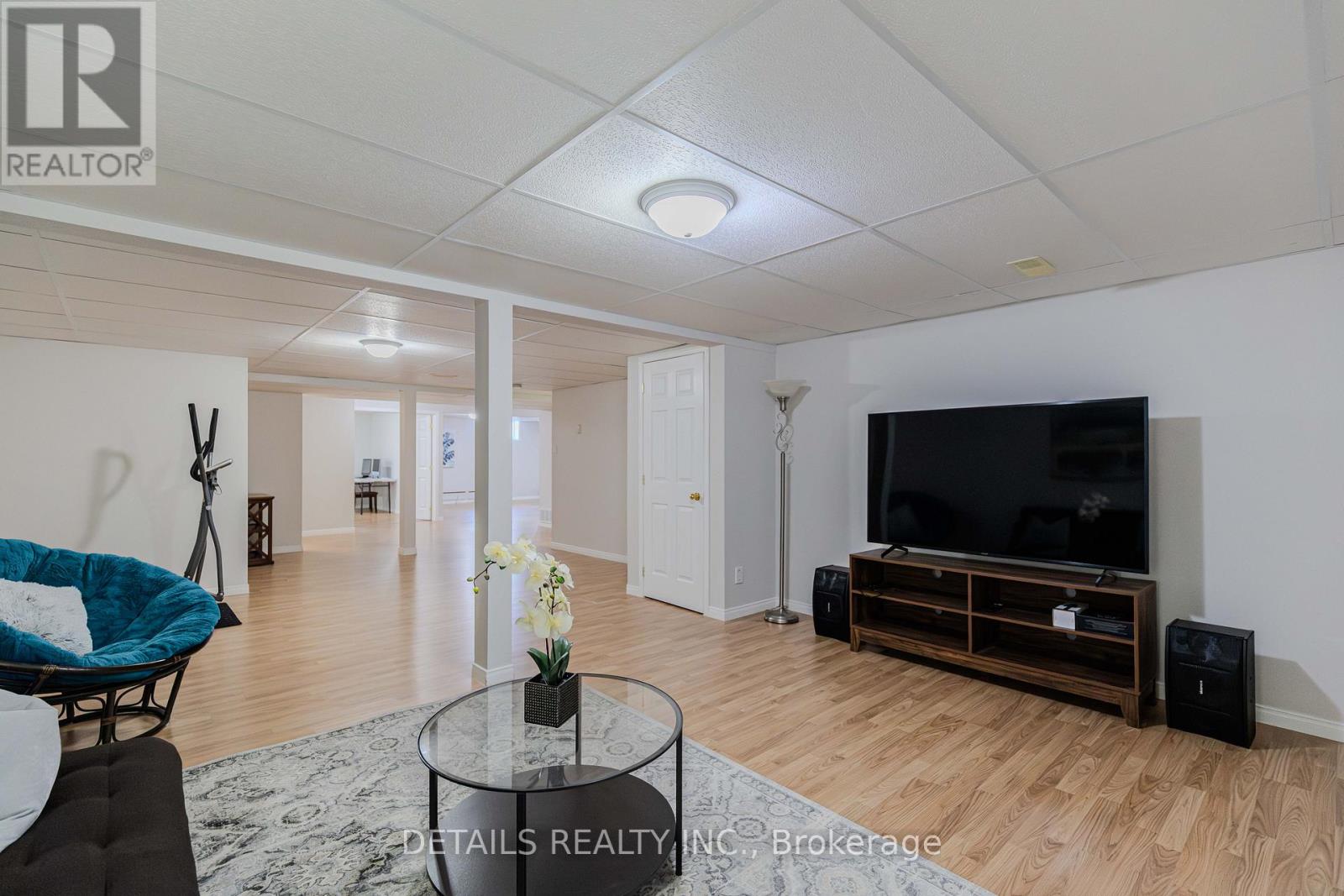 247 Flodden Way, Ottawa, Ontario  K2G 7E1 - Photo 44 - X12764790