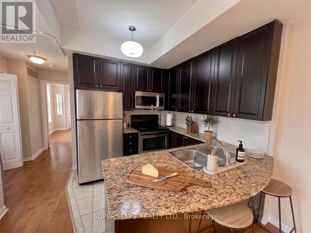 Th8 - 78 Carr Street, Toronto, Ontario M5T 1B7 - Photo 3 - C12764760