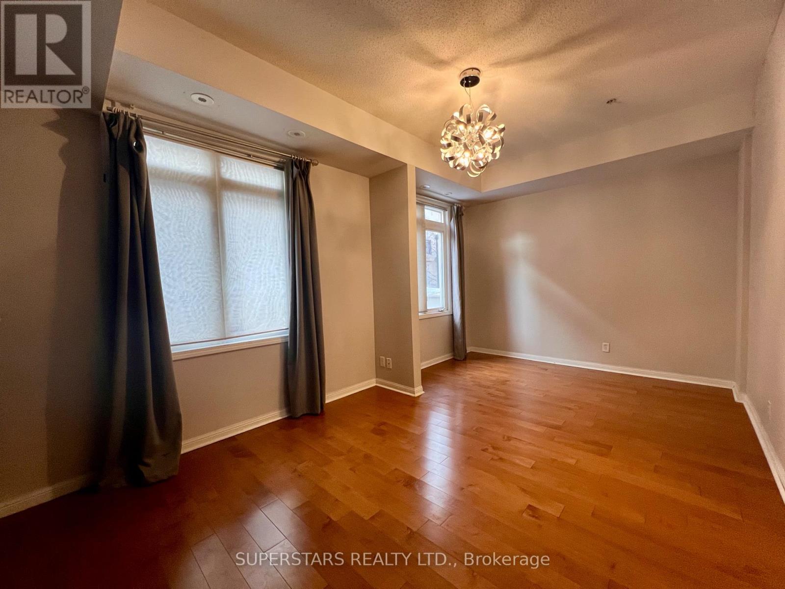 Th8 - 78 Carr Street, Toronto, Ontario M5T 1B7 - Photo 8 - C12764760