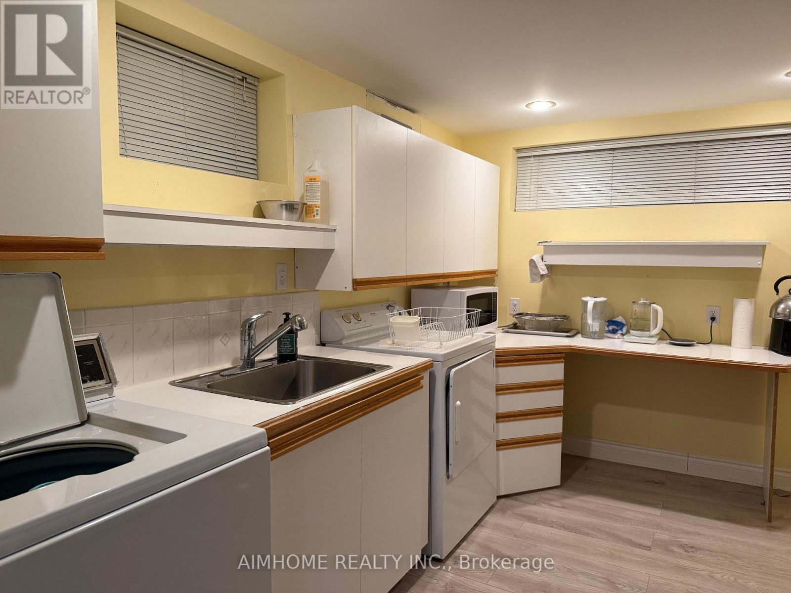 Bsmt - 50 Silverview Drive, Toronto, Ontario  M2M 2B3 - Photo 2 - C12764788