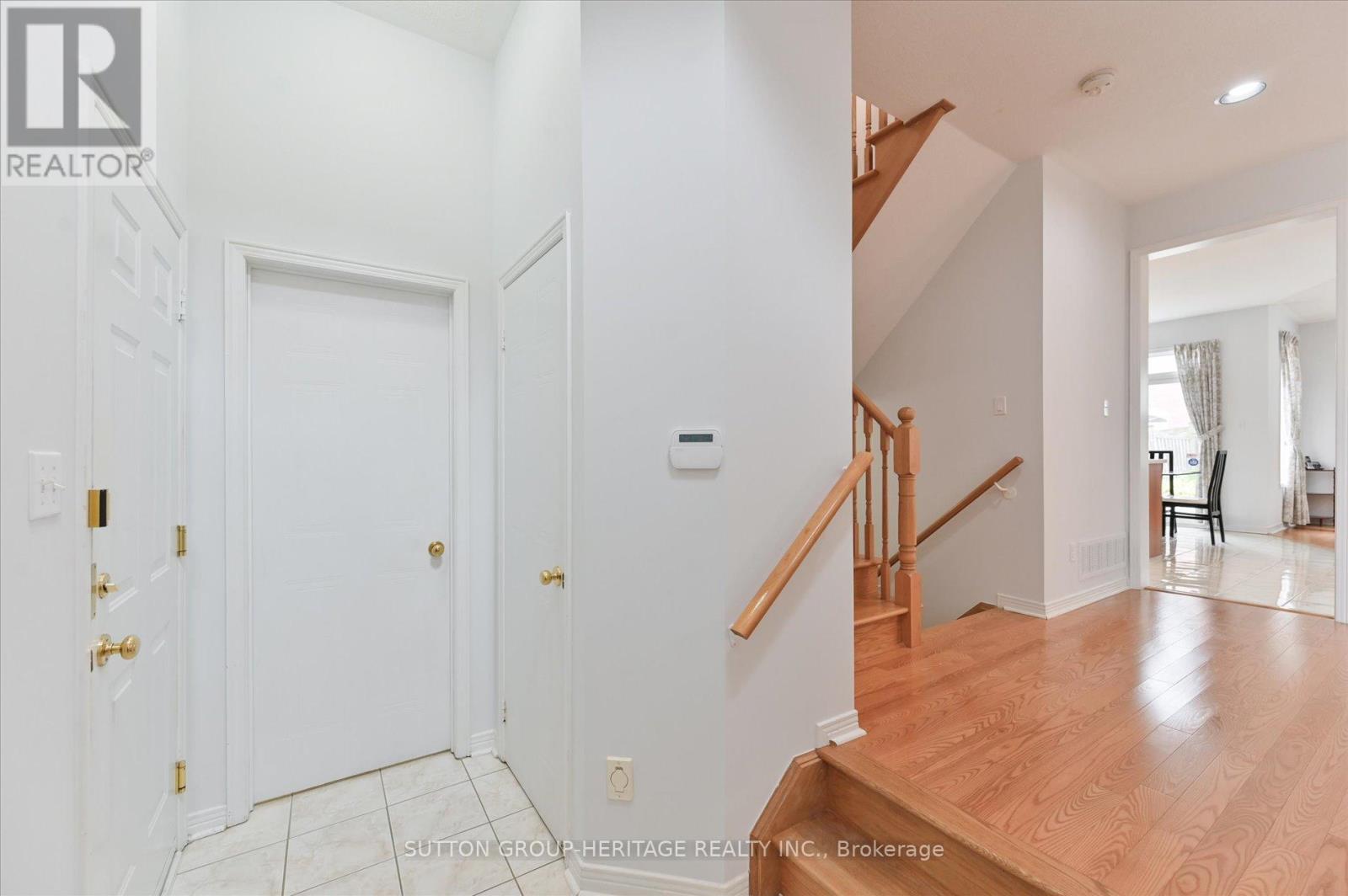 31 Thornton Street, Markham, Ontario  L3S 4P7 - Photo 3 - N12764762