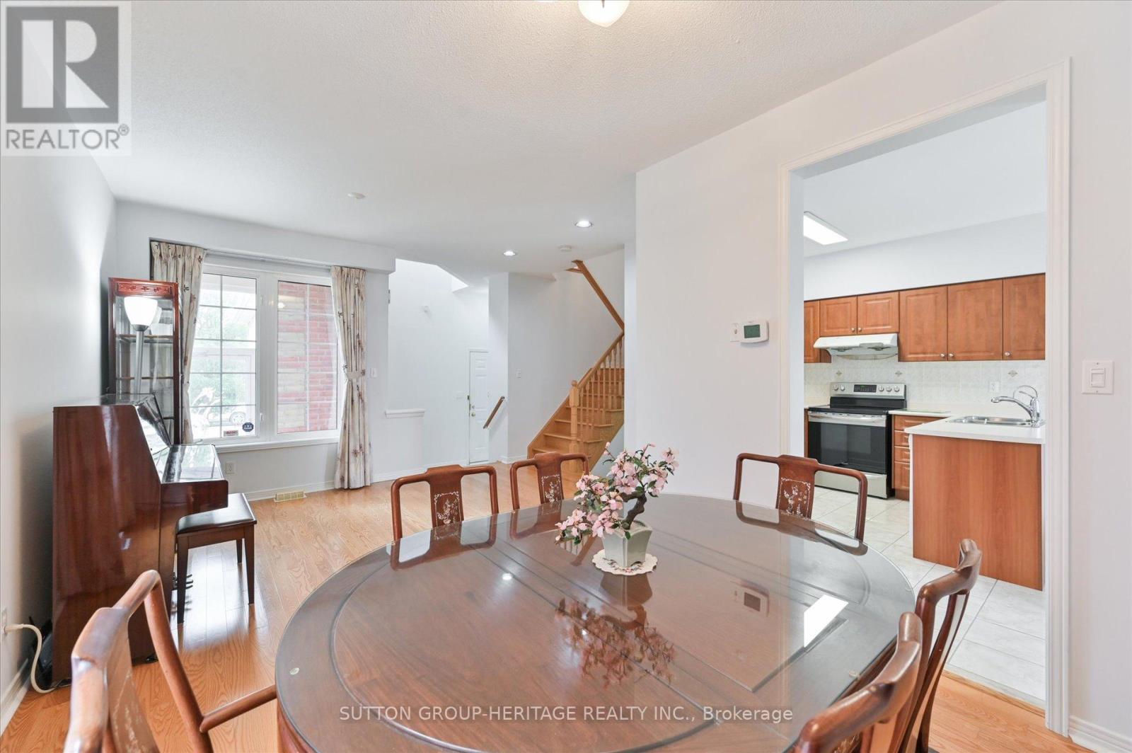 31 Thornton Street, Markham, Ontario  L3S 4P7 - Photo 9 - N12764762