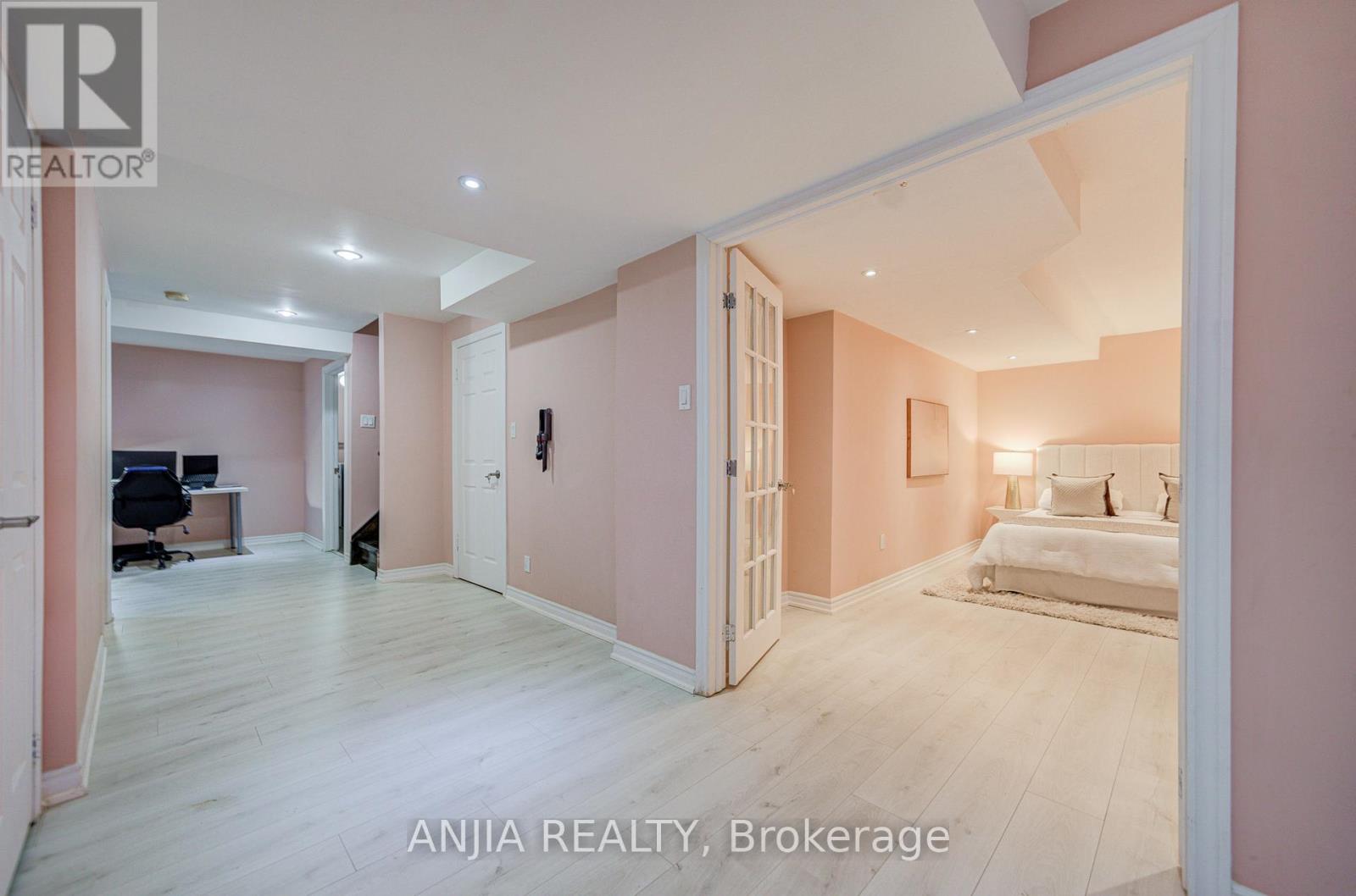 14 Castlemore Avenue, Markham, Ontario  L6C 2B3 - Photo 25 - N12764766