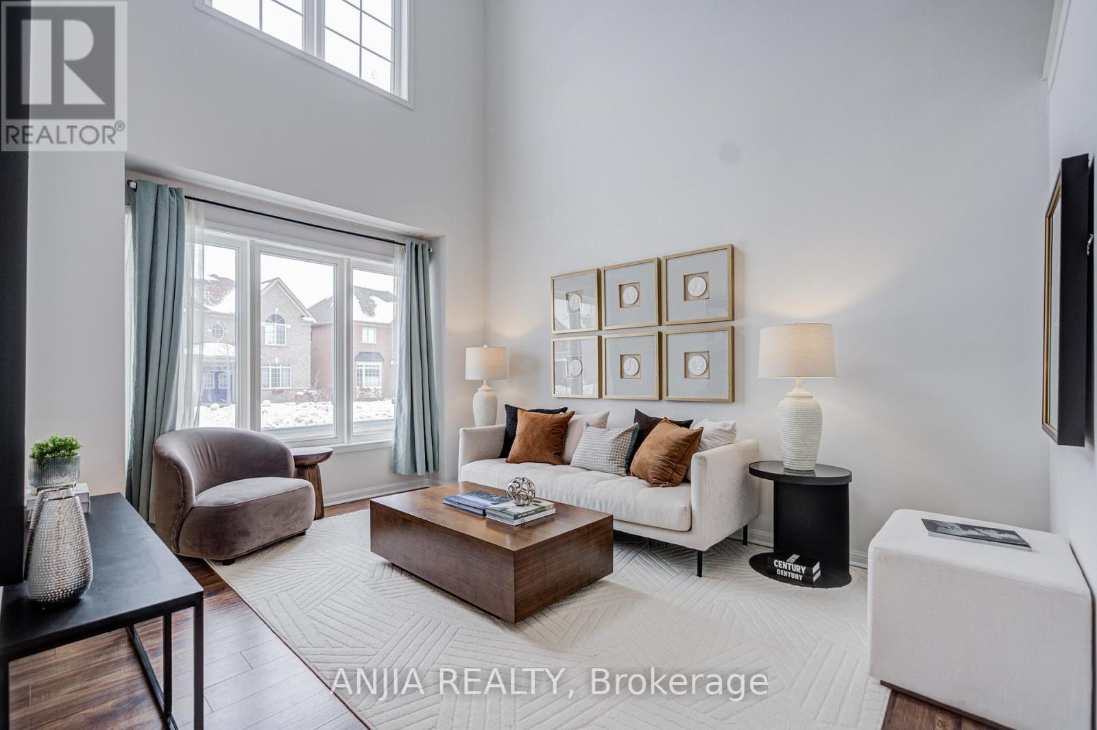 14 Castlemore Avenue, Markham, Ontario  L6C 2B3 - Photo 4 - N12764766