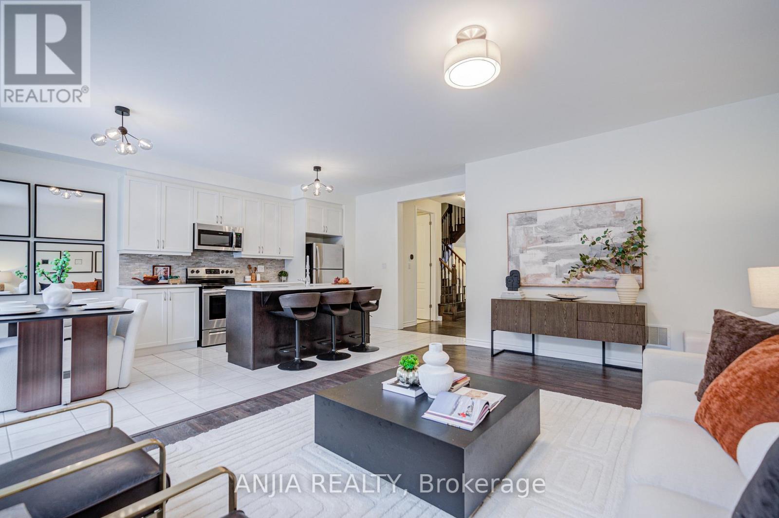 33 Ness Drive, Richmond Hill, Ontario  L4S 0J8 - Photo 17 - N12764770