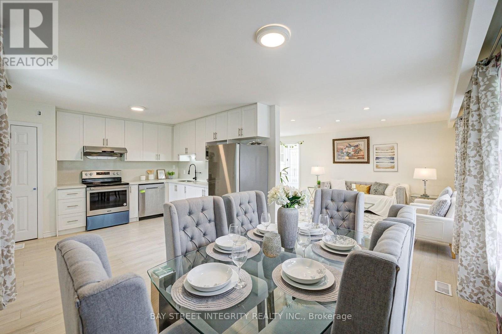 16 Arrowflight Drive, Markham, Ontario  L3P 1S1 - Photo 12 - N12764772