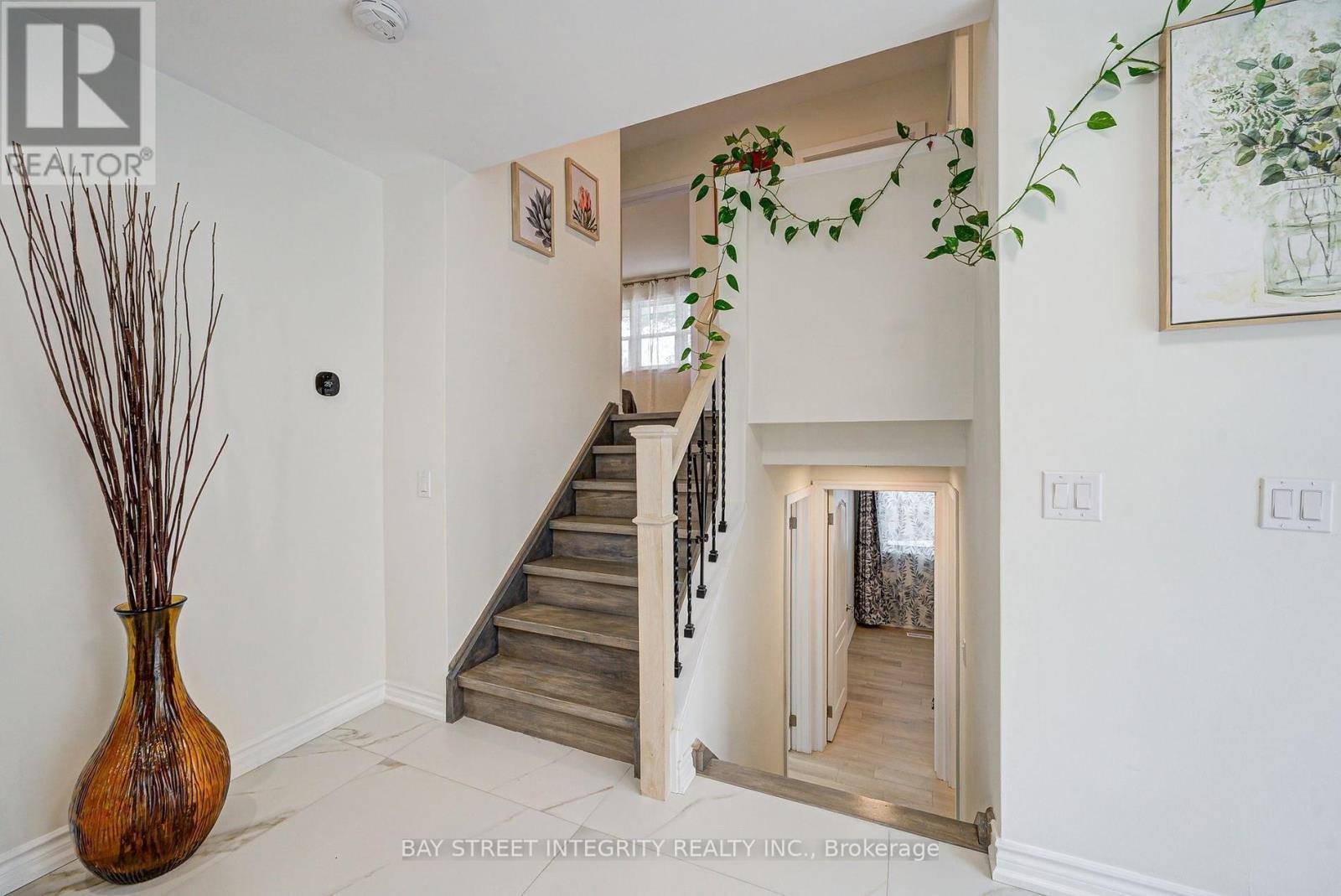 16 Arrowflight Drive, Markham, Ontario  L3P 1S1 - Photo 17 - N12764772