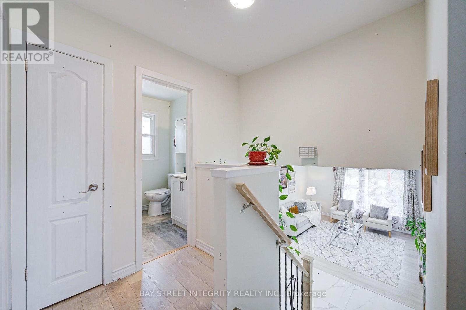 16 Arrowflight Drive, Markham, Ontario  L3P 1S1 - Photo 18 - N12764772