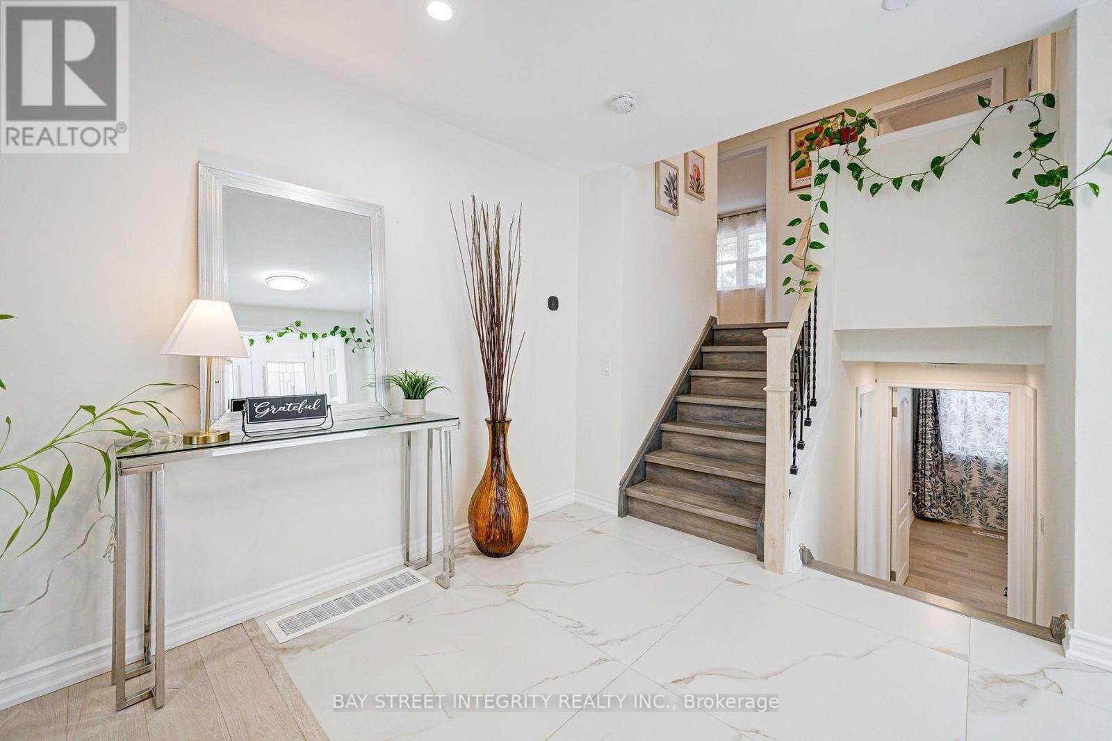 16 Arrowflight Drive, Markham, Ontario  L3P 1S1 - Photo 25 - N12764772