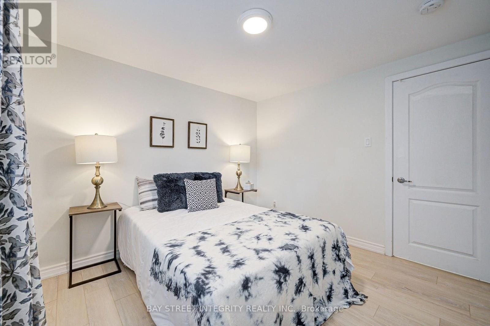 16 Arrowflight Drive, Markham, Ontario  L3P 1S1 - Photo 29 - N12764772