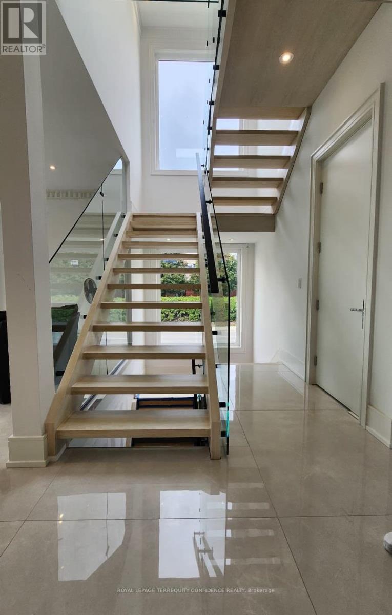 85 Crestwood Road, Vaughan, Ontario  L4J 1A4 - Photo 16 - N12764786