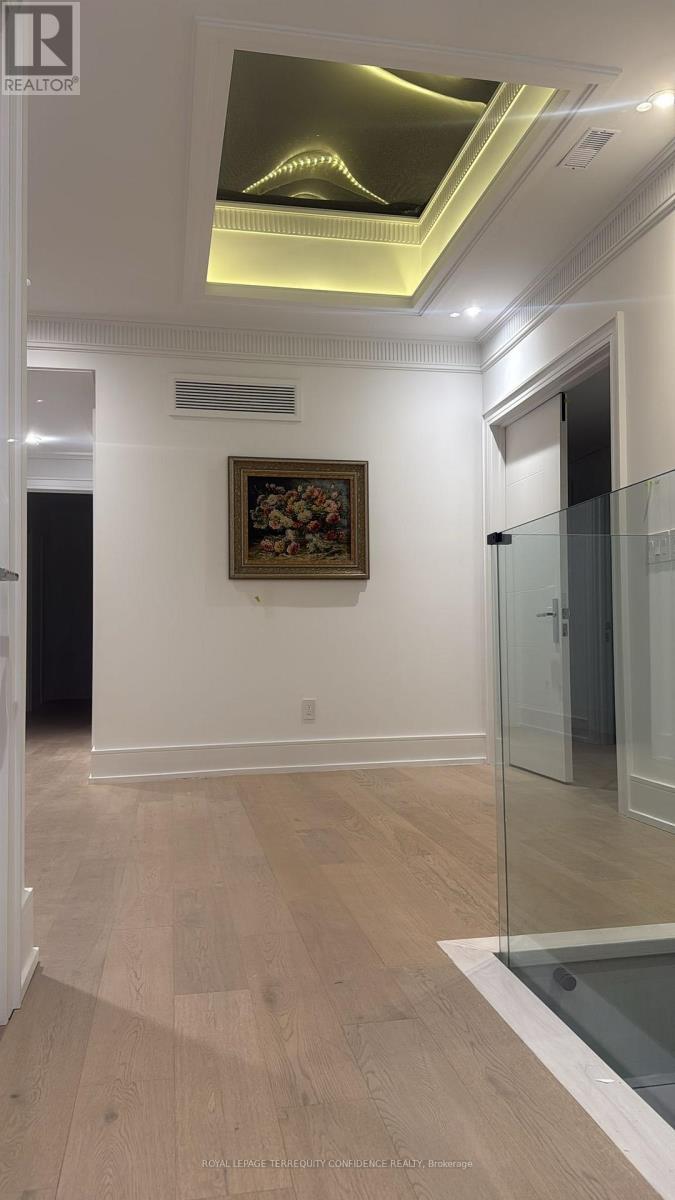 85 Crestwood Road, Vaughan, Ontario  L4J 1A4 - Photo 23 - N12764786