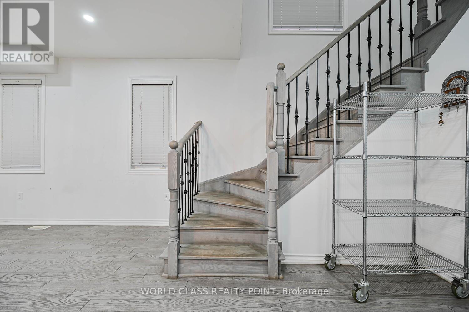 4 Hashmi Place, Brampton, Ontario  L6Y 6K1 - Photo 24 - W12764780