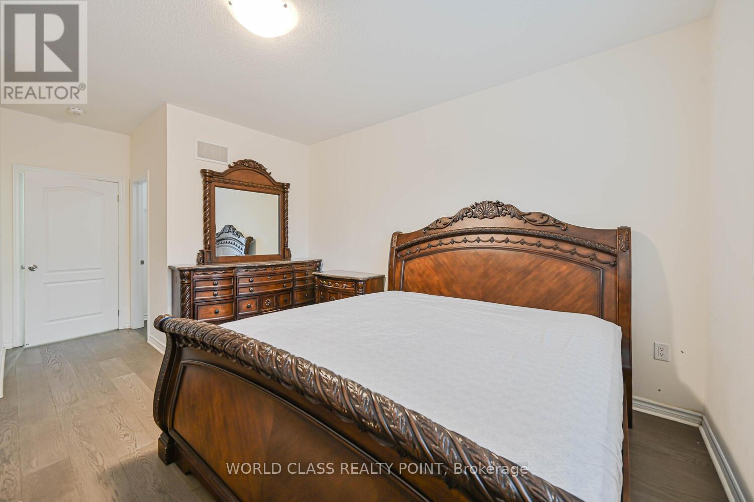 4 Hashmi Place, Brampton, Ontario  L6Y 6K1 - Photo 29 - W12764780