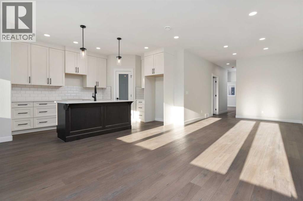 6324 26 Avenue, Camrose, Alberta  T4V 5J6 - Photo 5 - A2245322