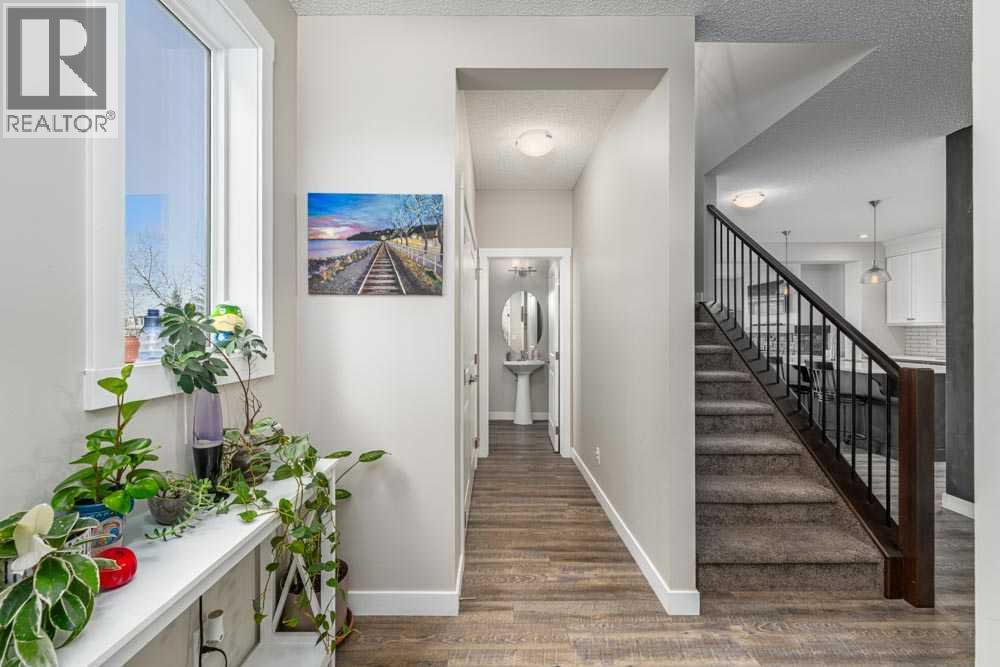 125 Sage Bluff Close Nw, Calgary, Alberta  T3R 1J1 - Photo 4 - A2269437