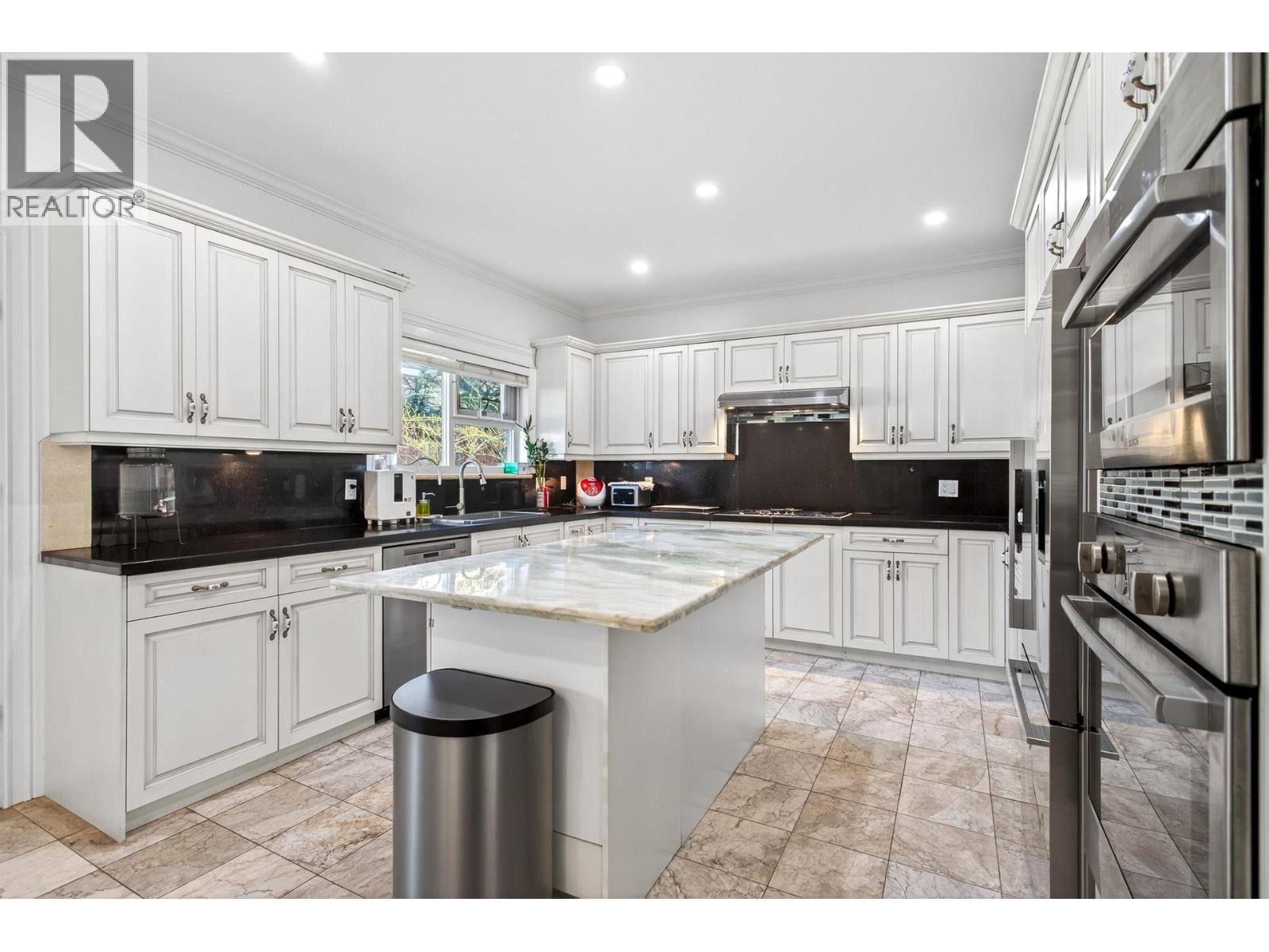 1369 W 55th Avenue, Vancouver, British Columbia  V6P 1R3 - Photo 12 - R3084970