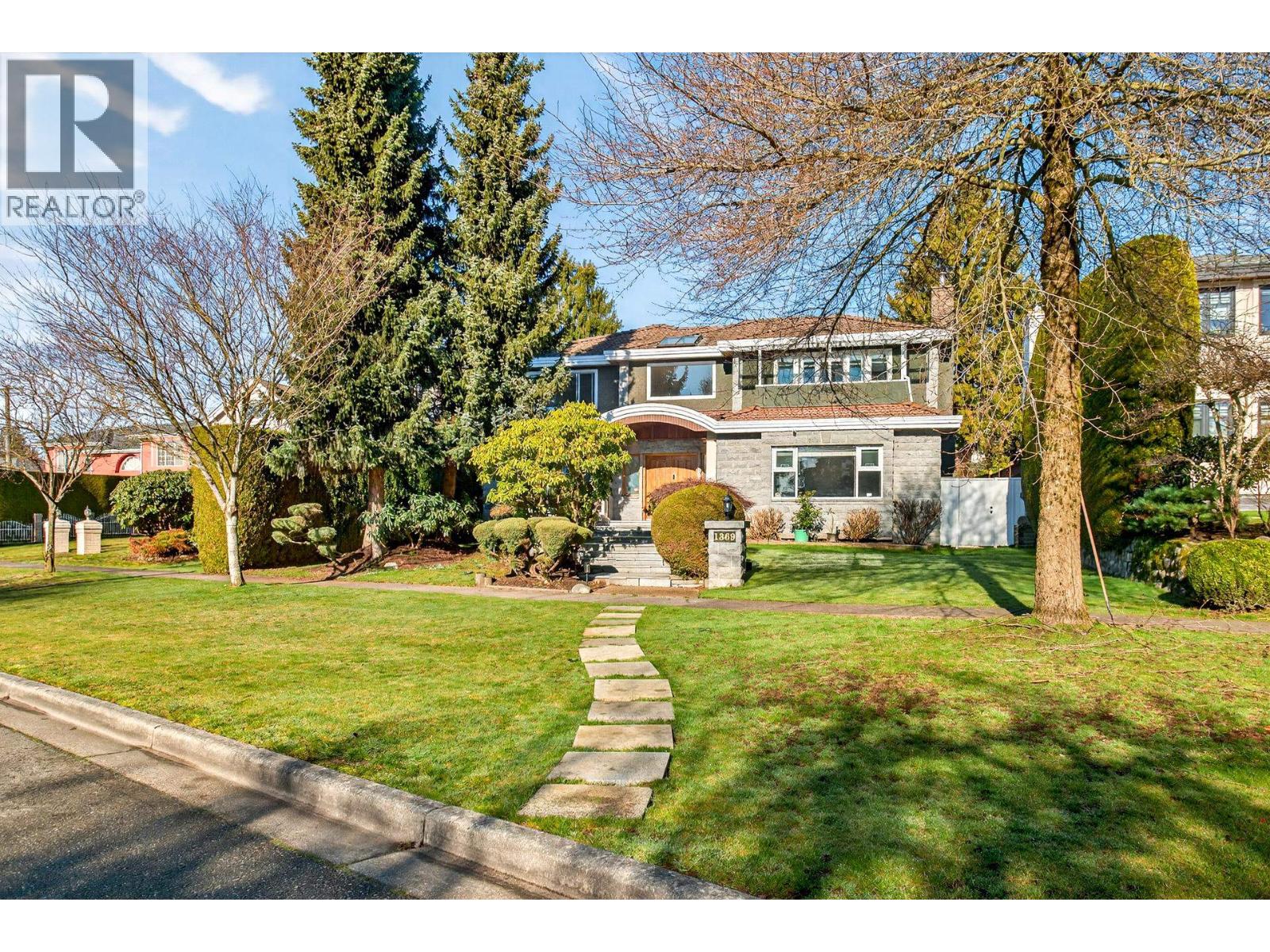 1369 W 55th Avenue, Vancouver, British Columbia  V6P 1R3 - Photo 2 - R3084970