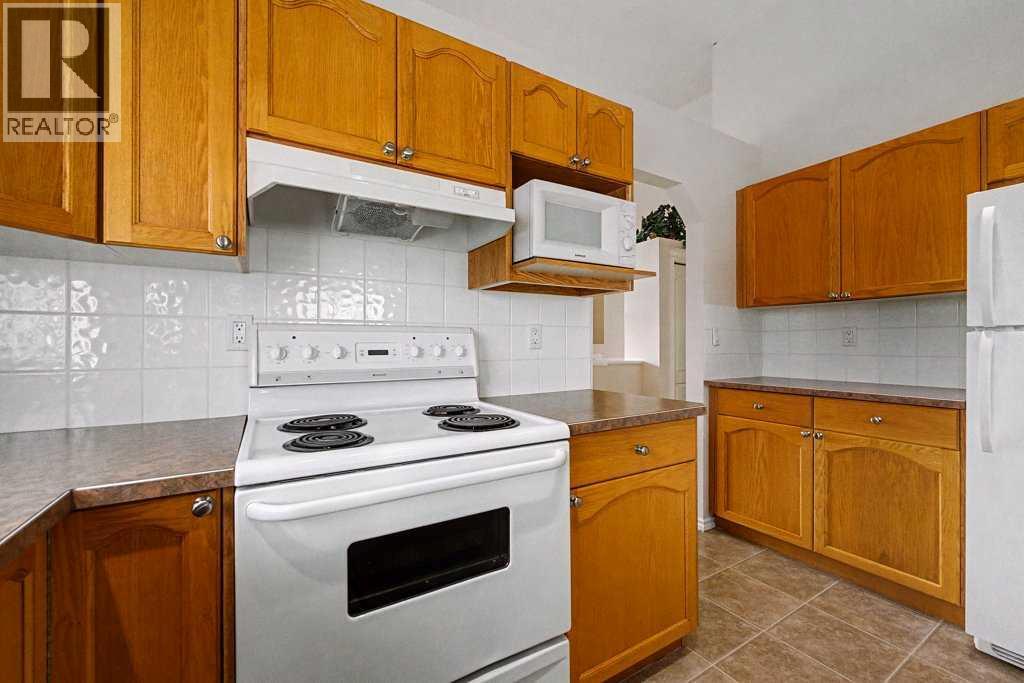 272 Chaparral Drive Se, Calgary, Alberta  T2X 3N1 - Photo 27 - A2281995