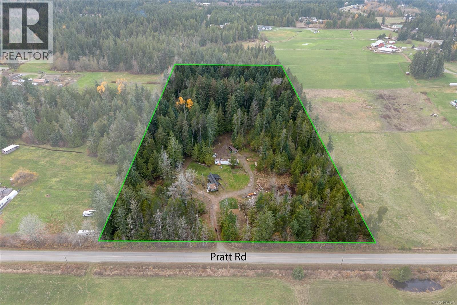 987 Pratt Rd, Coombs, British Columbia