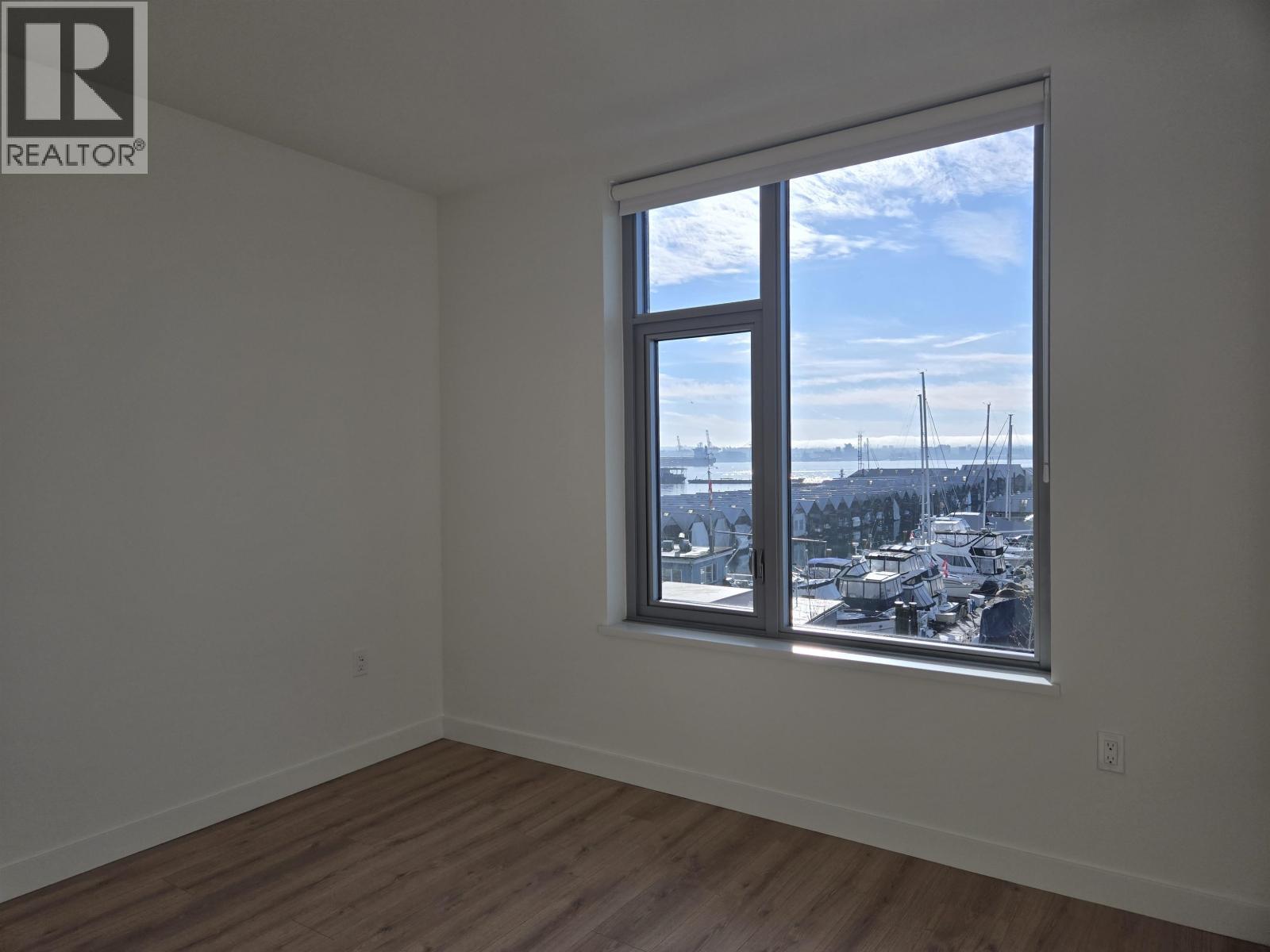 322 755 Harbourside Drive, North Vancouver, British Columbia  V7M 3G3 - Photo 16 - R3083631