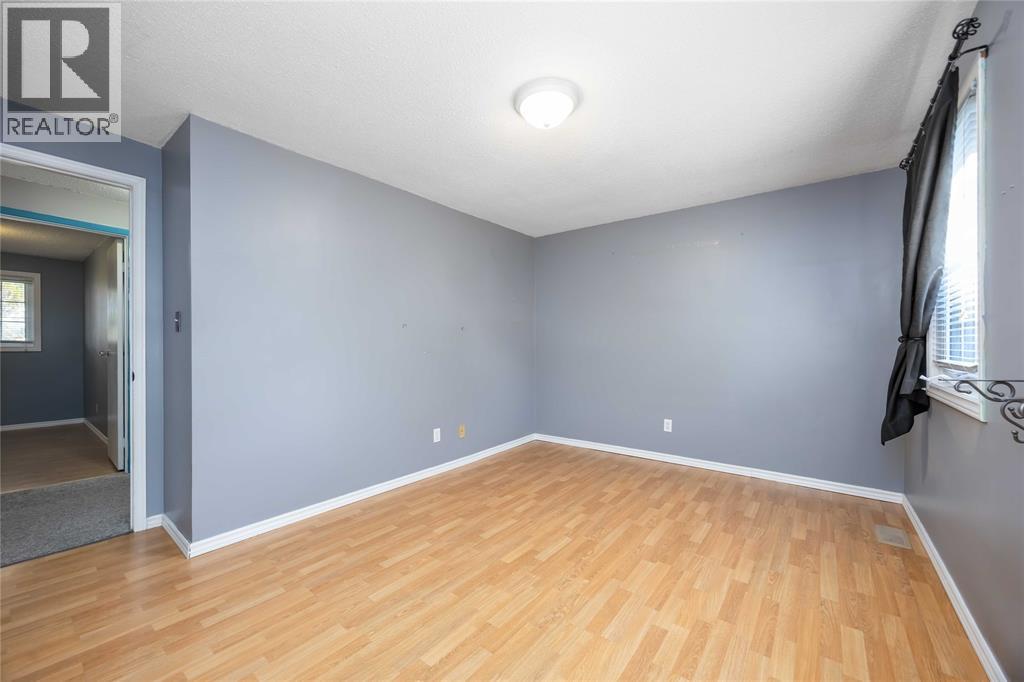 124 Fairview Place, Sarnia, Ontario  N7S 4E1 - Photo 20 - 25022468