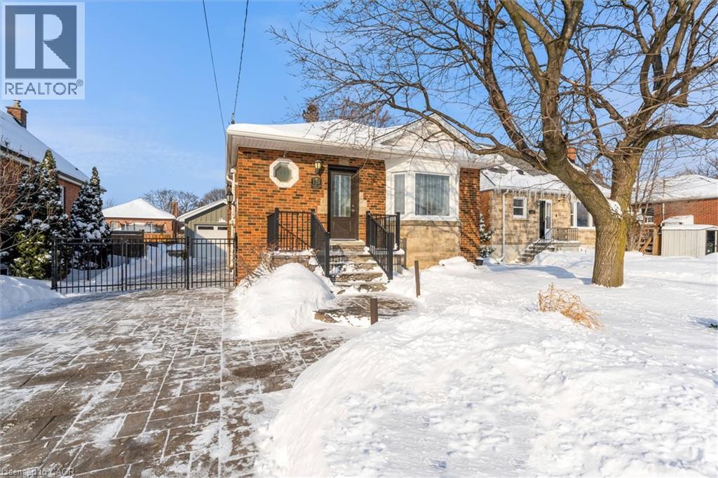 120 East 43rd Street, Hamilton, Ontario  L8T 3B9 - Photo 2 - 40802403