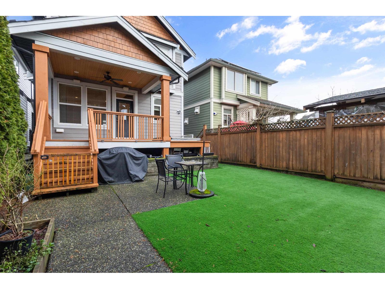 17394 2 Avenue, Surrey, British Columbia  V3Z 9P9 - Photo 34 - R3087335