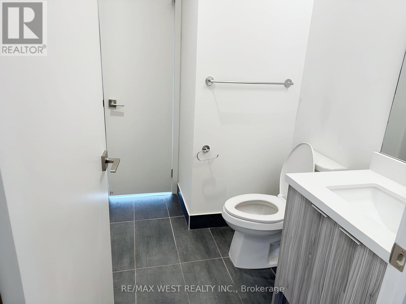 526 - 2908 Hwy 7 Road, Vaughan (Concord), Ontario  L4K 0K5 - Photo 11 - N12733714