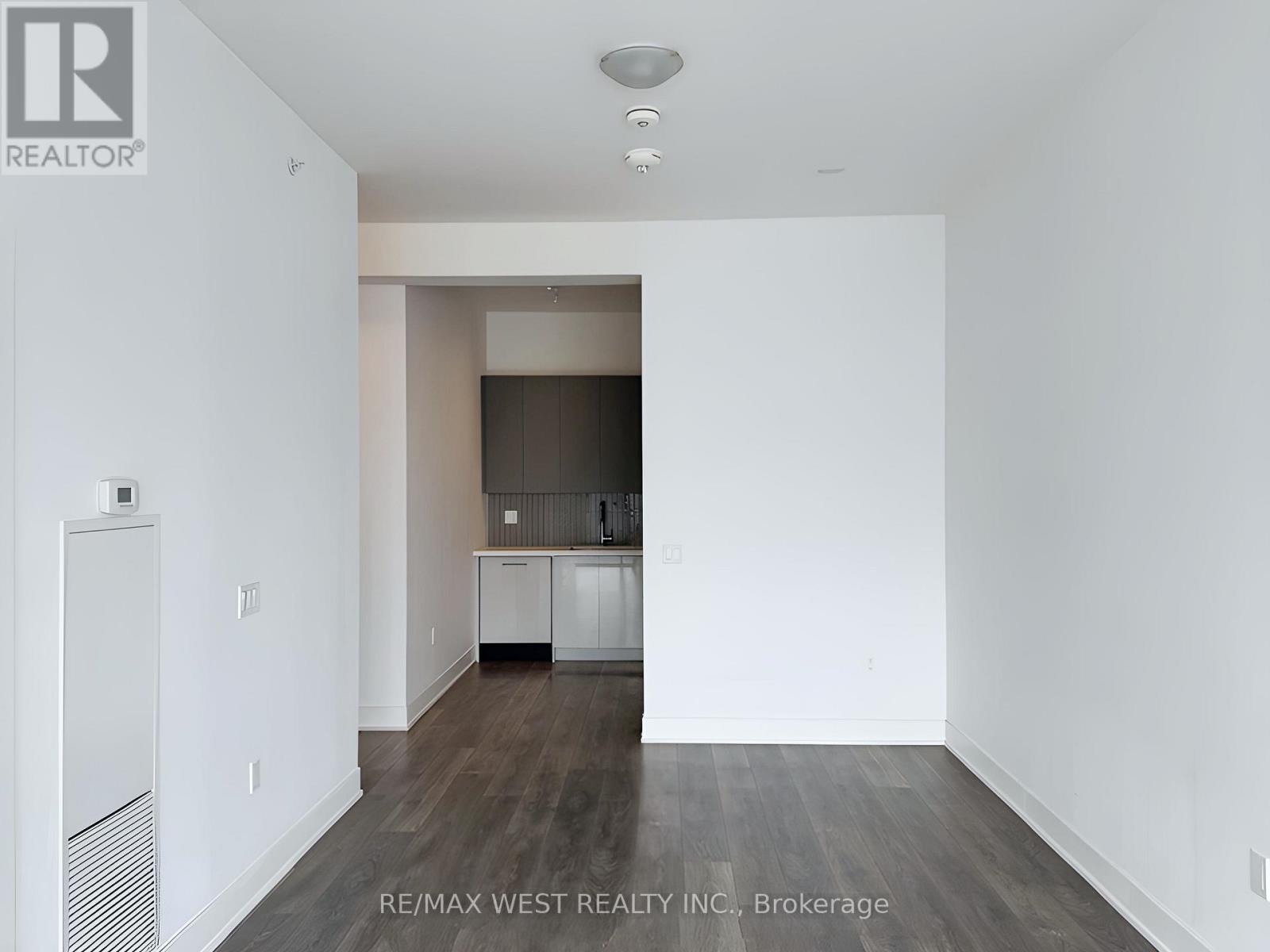 526 - 2908 Hwy 7 Road, Vaughan (Concord), Ontario  L4K 0K5 - Photo 2 - N12733714