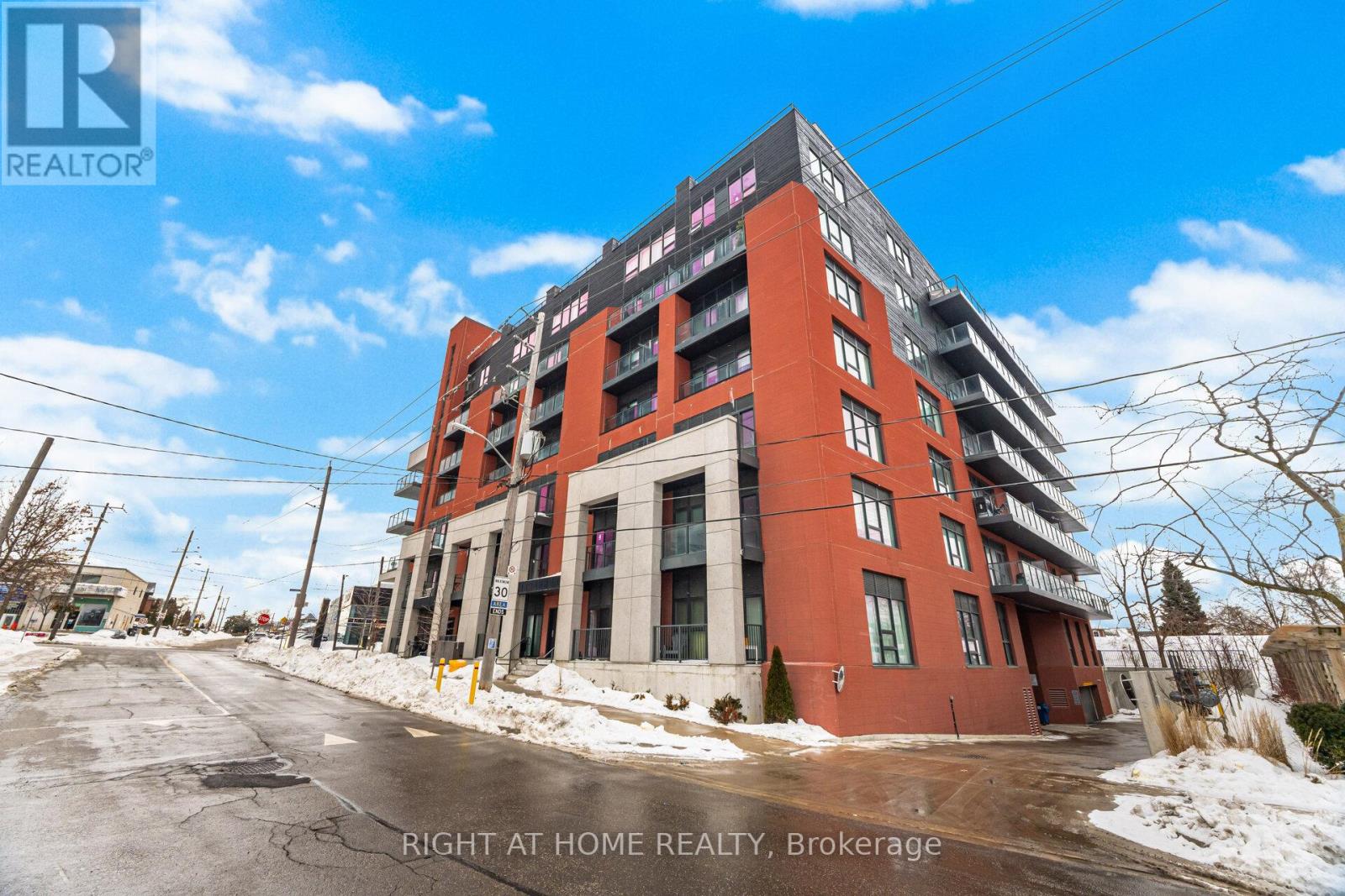 2433 Dufferin Street, Toronto (Briar Hill-Belgravia), Ontario  M6E 0B4 - Photo 34 - W12760532