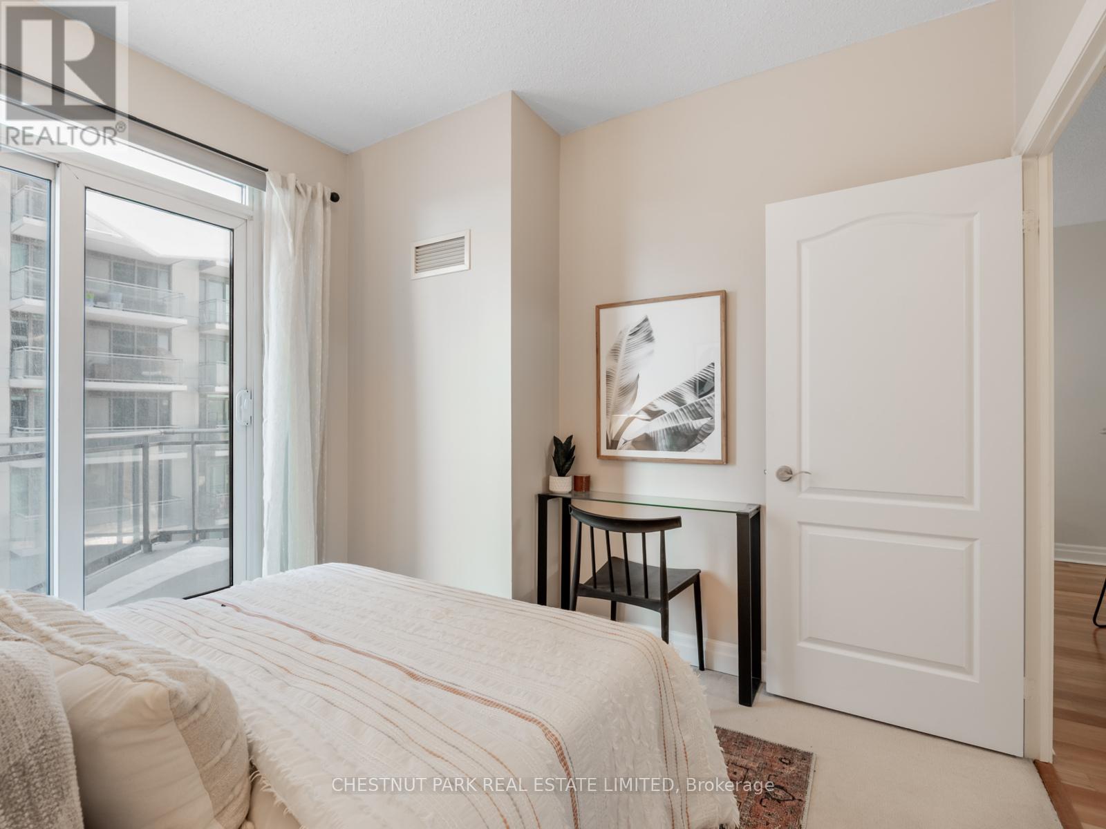 501 - 2119 Lake Shore Boulevard W, Toronto, Ontario  M8V 4E8 - Photo 14 - W12760988