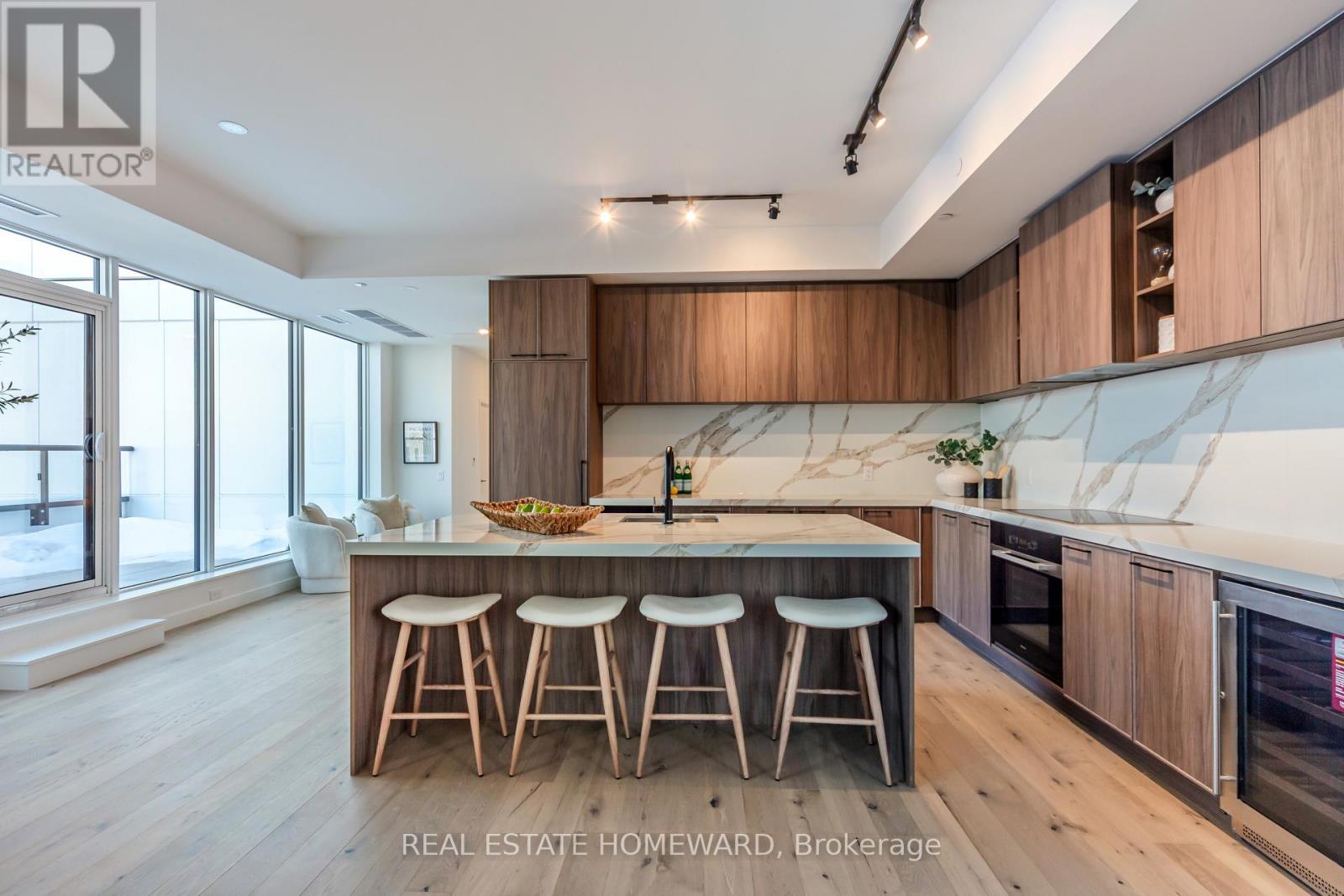 Ph #1701 - 1050 Eastern Avenue, Toronto, Ontario  M4L 0B7 - Photo 9 - E12764366