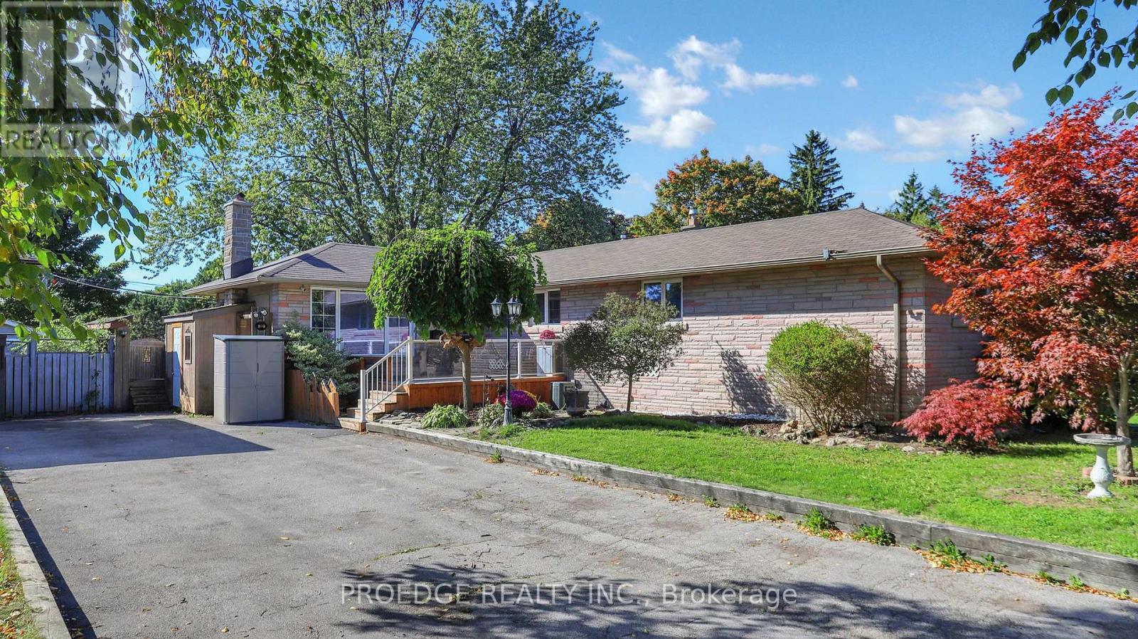 262 RANDALL CRESCENT, Toronto, Ontario