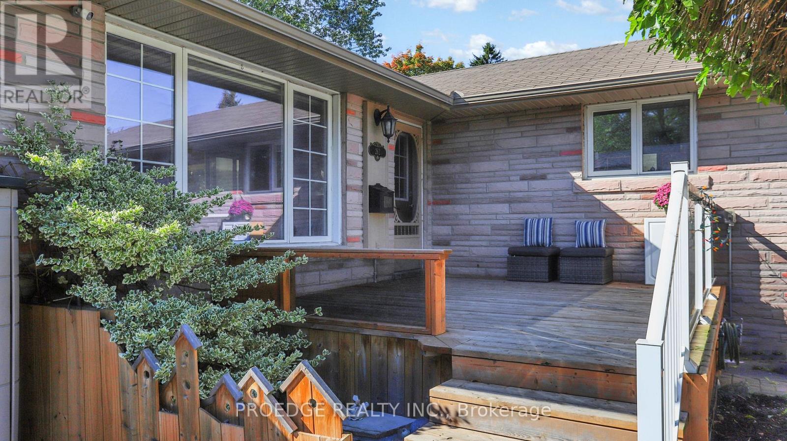 262 Randall Crescent, Toronto, Ontario  M1M 3K4 - Photo 2 - E12445978