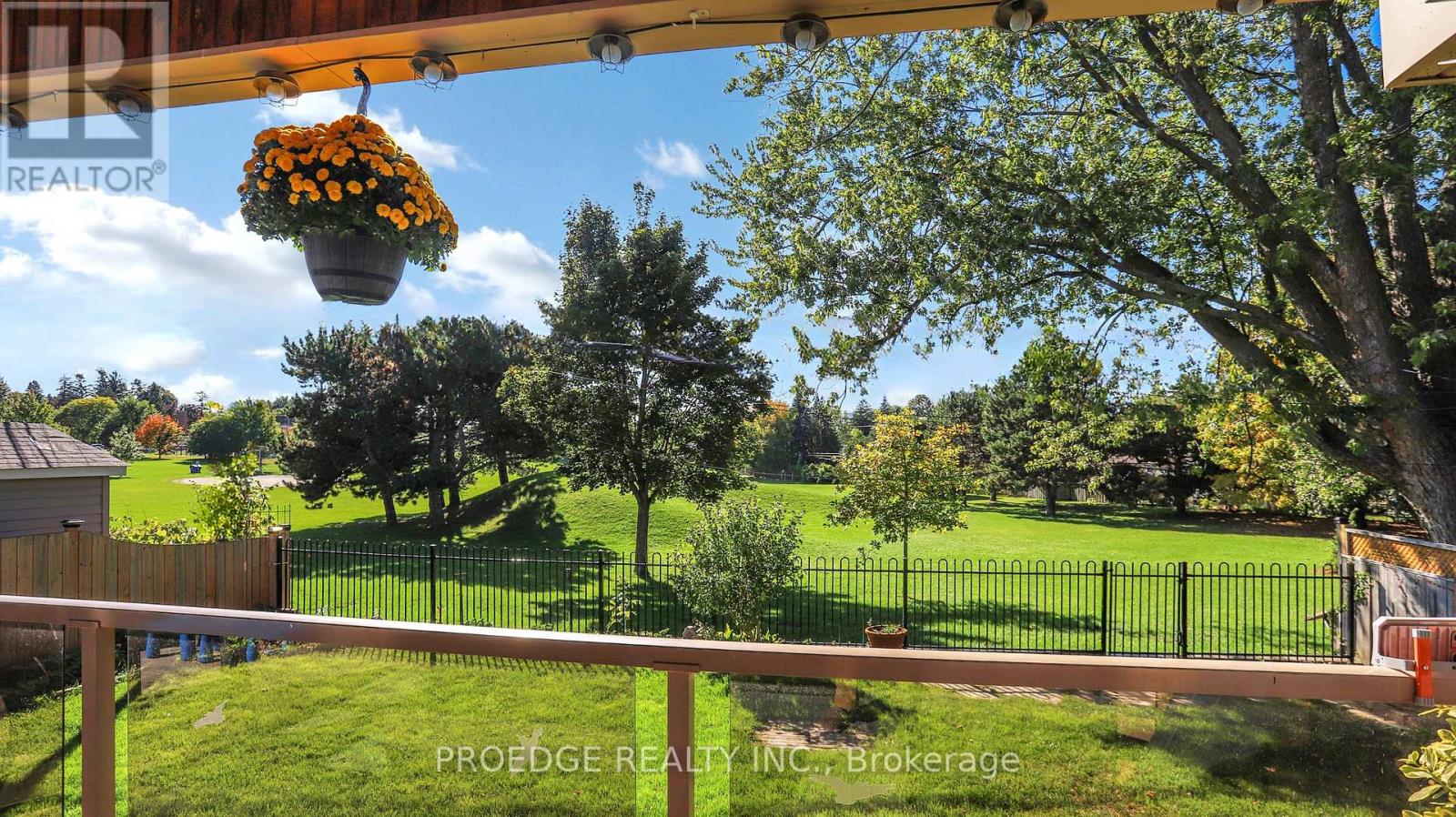 262 Randall Crescent, Toronto, Ontario  M1M 3K4 - Photo 25 - E12445978