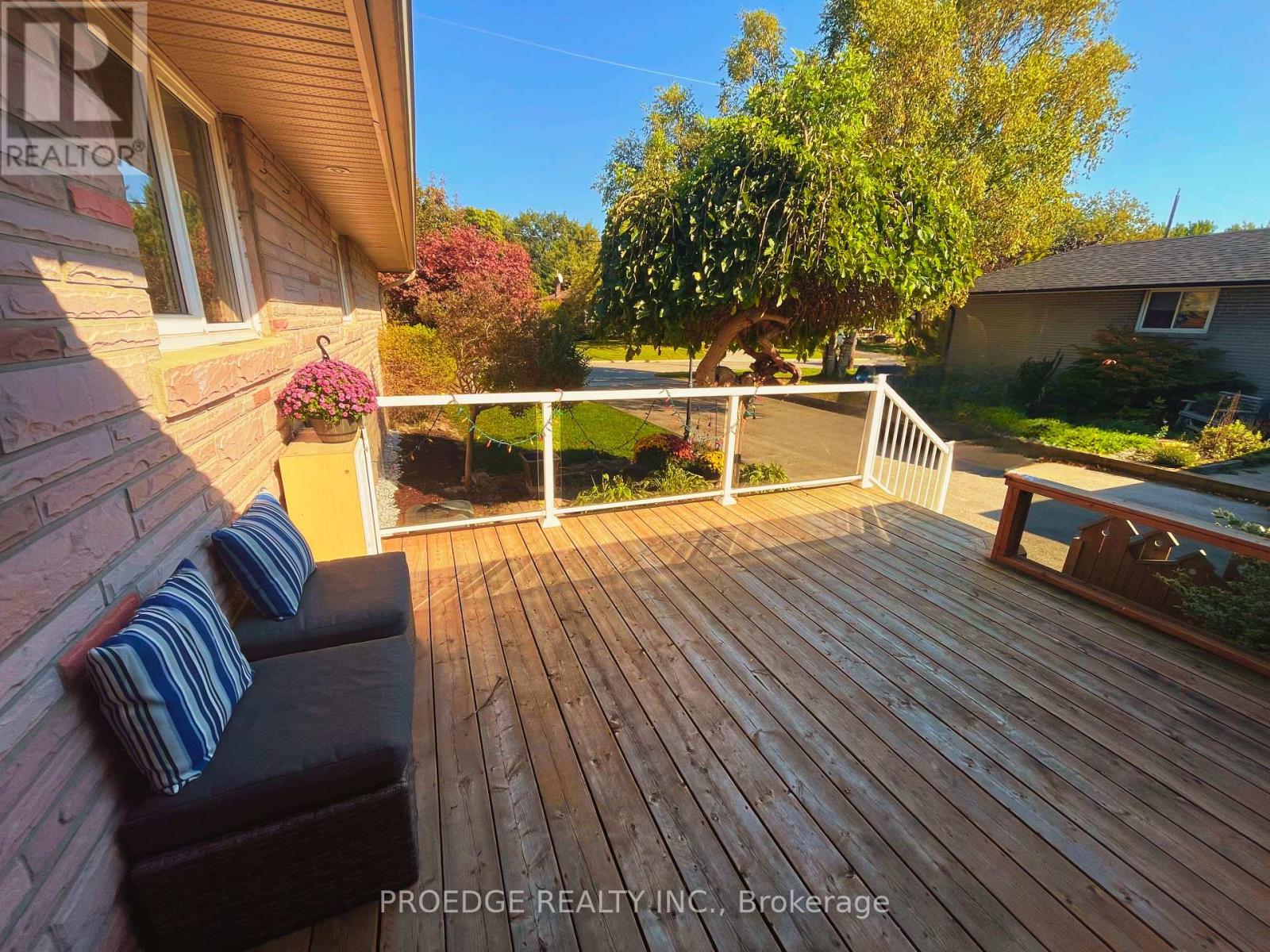 262 Randall Crescent, Toronto, Ontario  M1M 3K4 - Photo 3 - E12445978