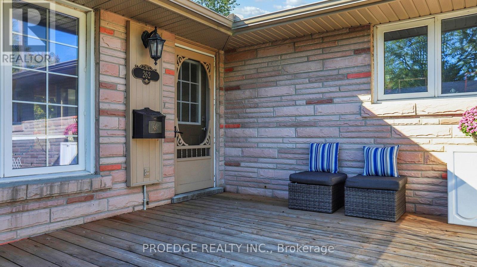 262 Randall Crescent, Toronto, Ontario  M1M 3K4 - Photo 4 - E12445978