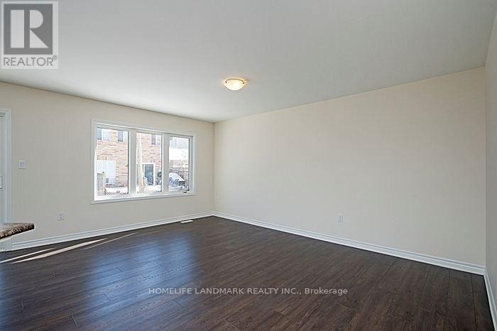 1646 Gainer Crescent, Milton, Ontario  L9T 8X9 - Photo 15 - W12477564