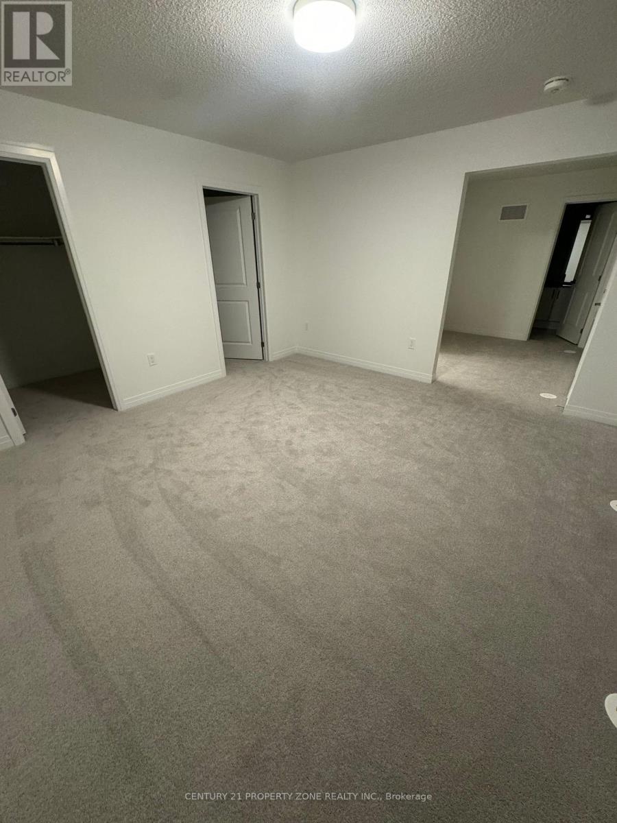 Upper - 2 Timber Fall Drive, Brampton (Northwest Brampton), Ontario  L7A 5L9 - Photo 18 - W12745454