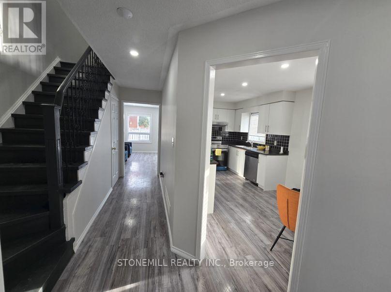 6798 Bansbridge Crescent, Mississauga, Ontario  L5N 6T3 - Photo 27 - W12764202