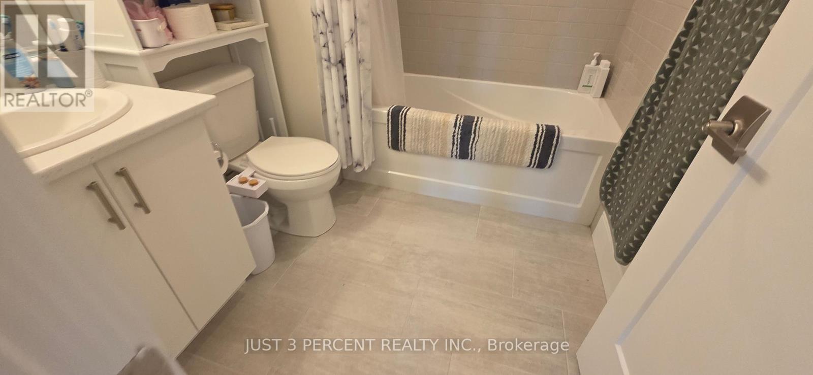 309 - 340 Florence Drive, Peterborough (Monaghan Ward 2), Ontario  K9J 0K4 - Photo 11 - X12764134