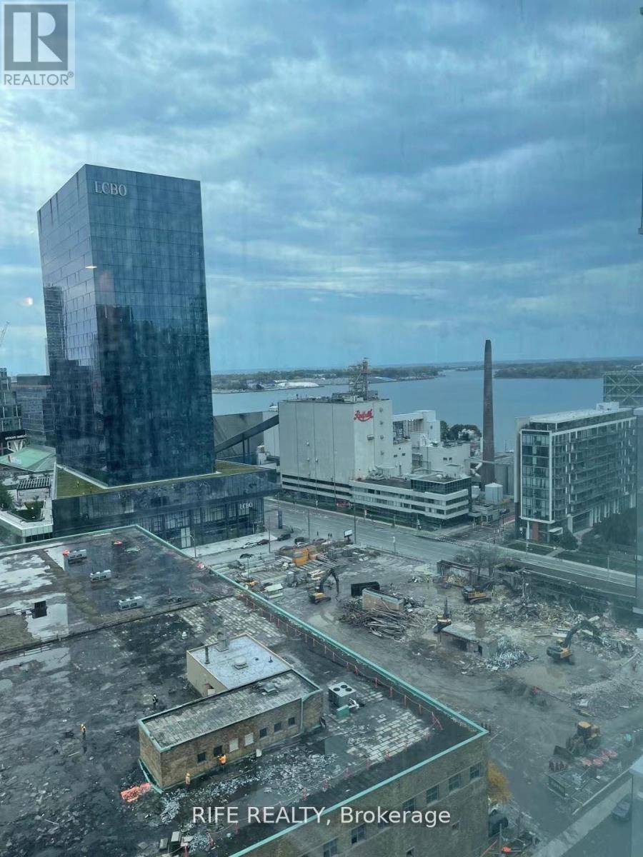 1707 - 28 Freeland Street, Toronto (Waterfront Communities), Ontario  M5E 1E5 - Photo 2 - C12764794