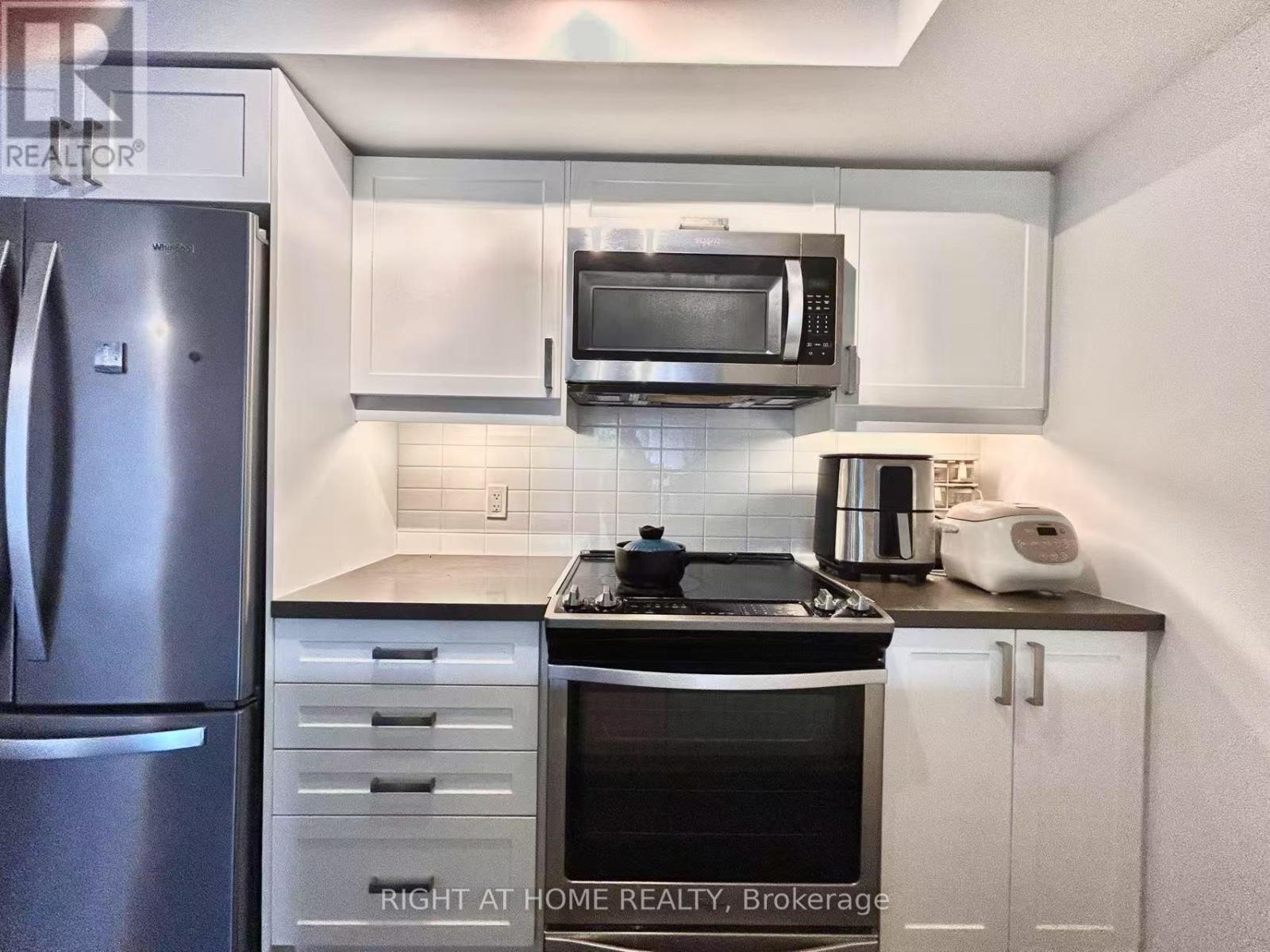 305 - 50 Wellesley Street E, Toronto, Ontario  M6N 2N7 - Photo 15 - C12764848