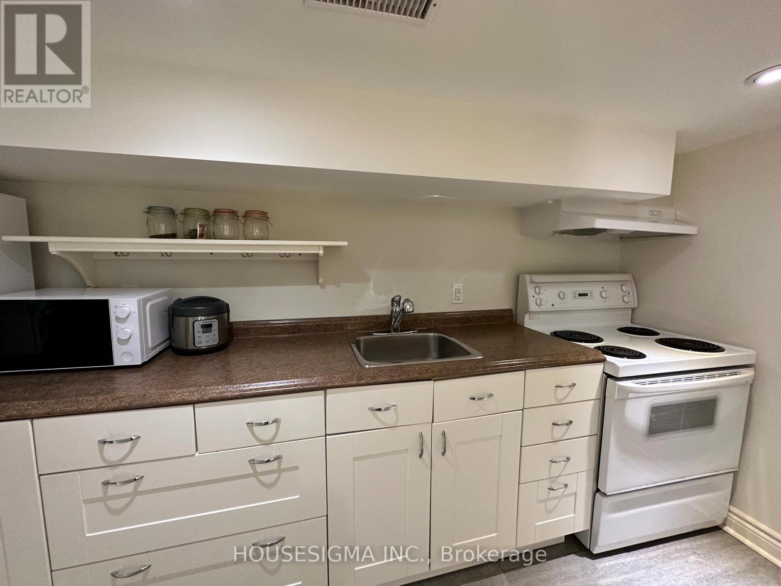 256 Woodbine Avenue, Toronto (The Beaches), Ontario  M4L 3P2 - Photo 46 - E12764806